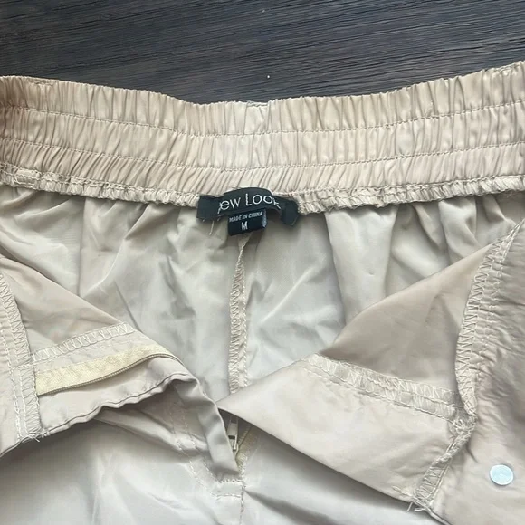 Lightly work tan cargo pants - Picture 3 of 5